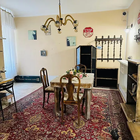 Мвр Болница Apartment *